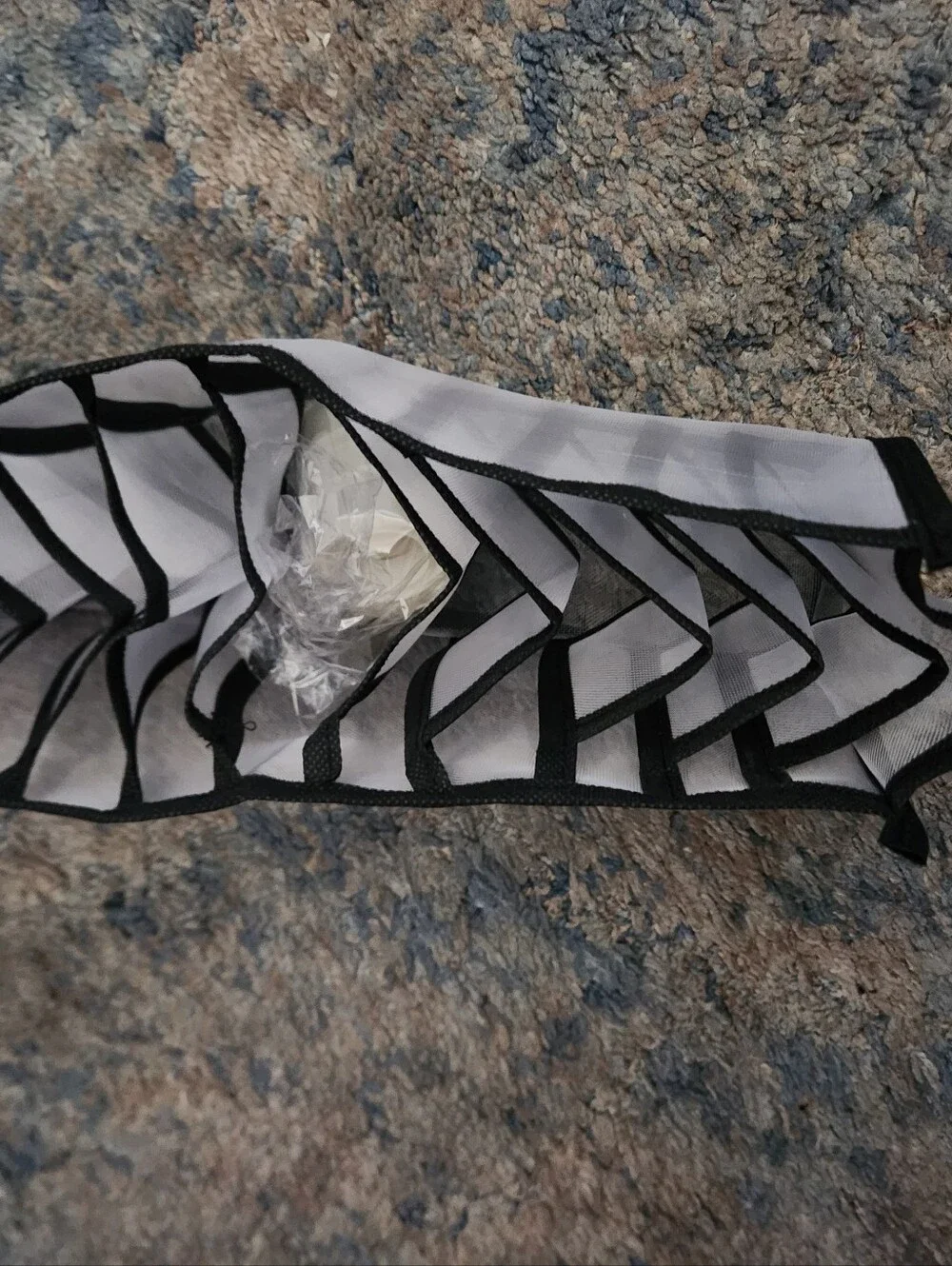 Source Unknown set mesh