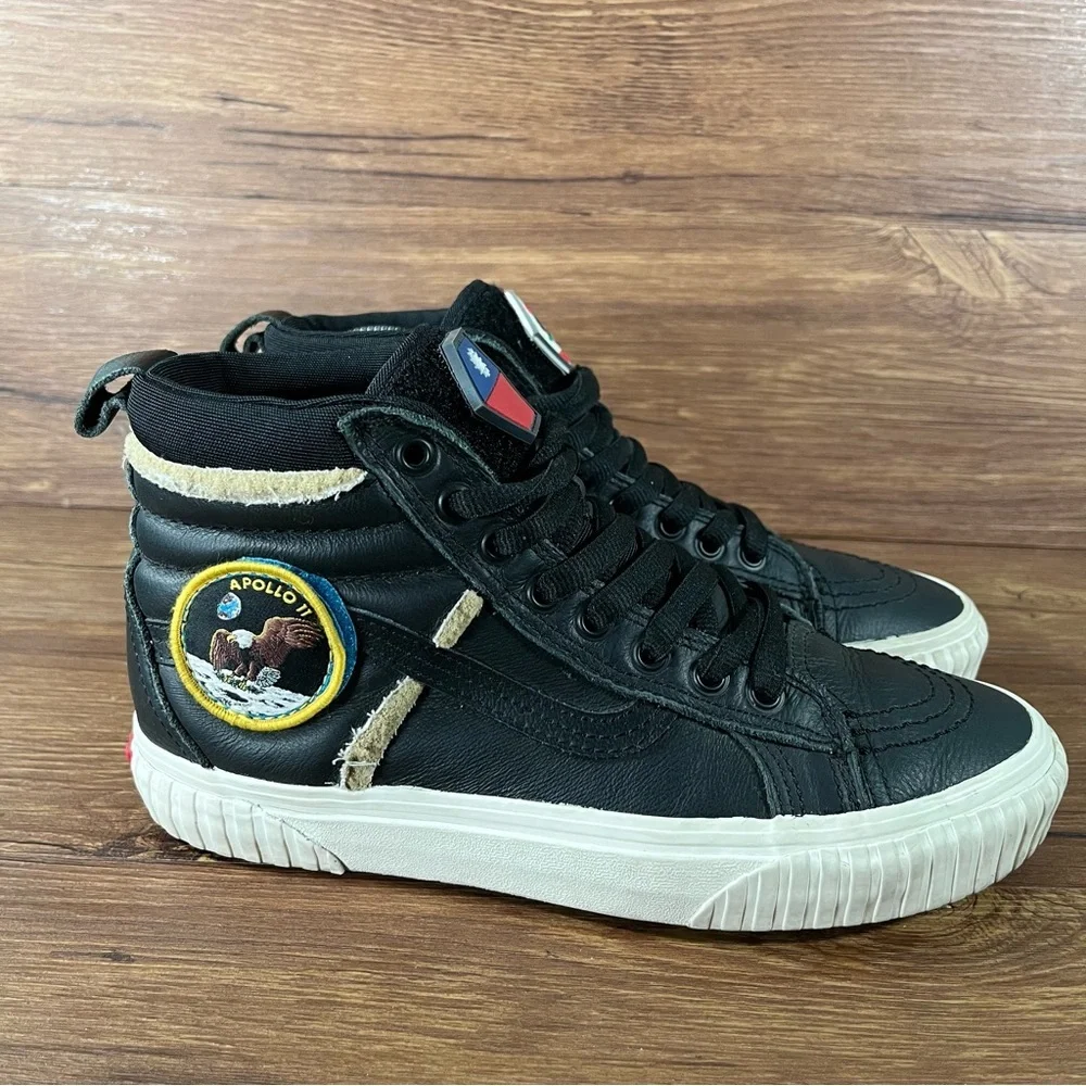 Vans ships within