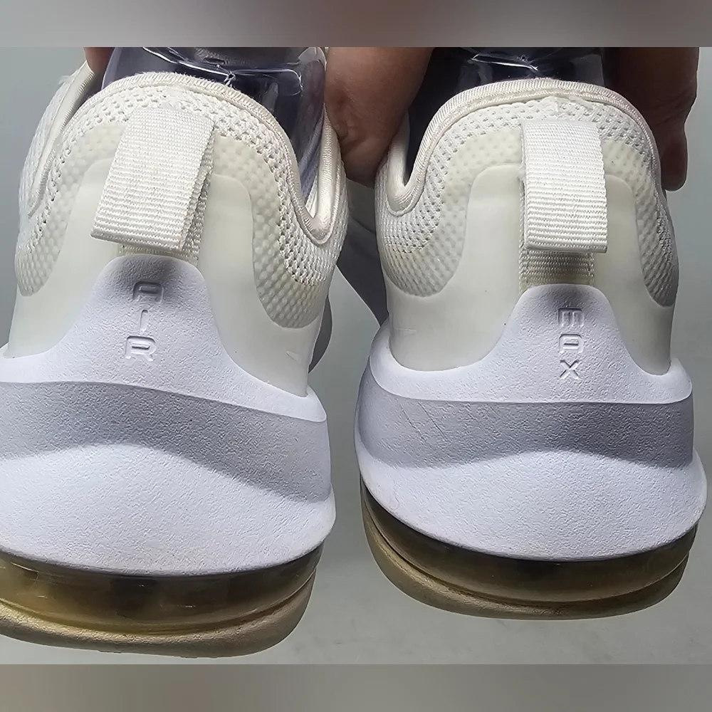 Nike good preloved