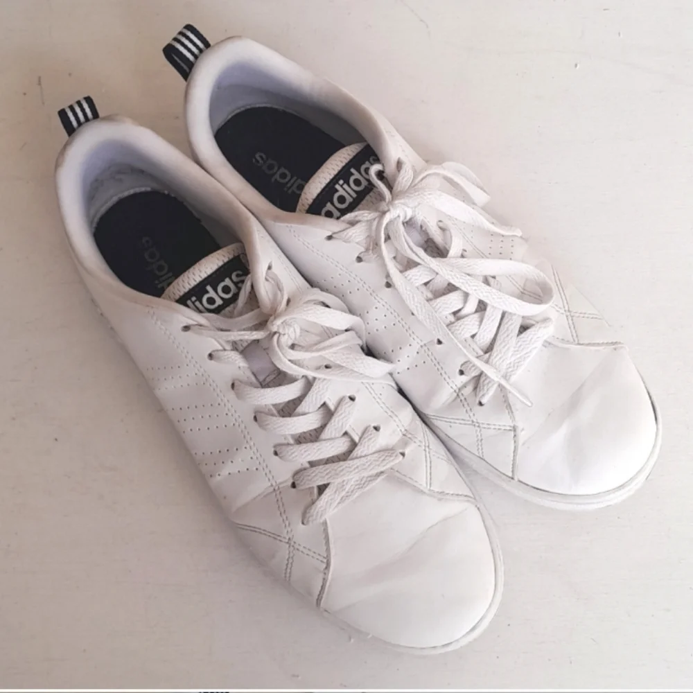 Adidas Mens Shoes Advantage Sneakers Size 9.5 White Low Top F99…