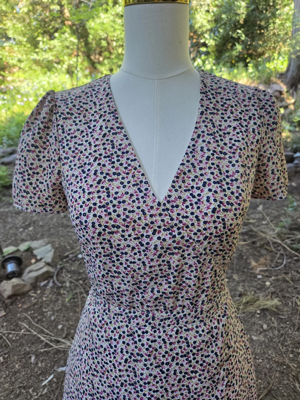 J. Crew Mercantile Floral V-Neck Short Sleeve Dress Size 00‎