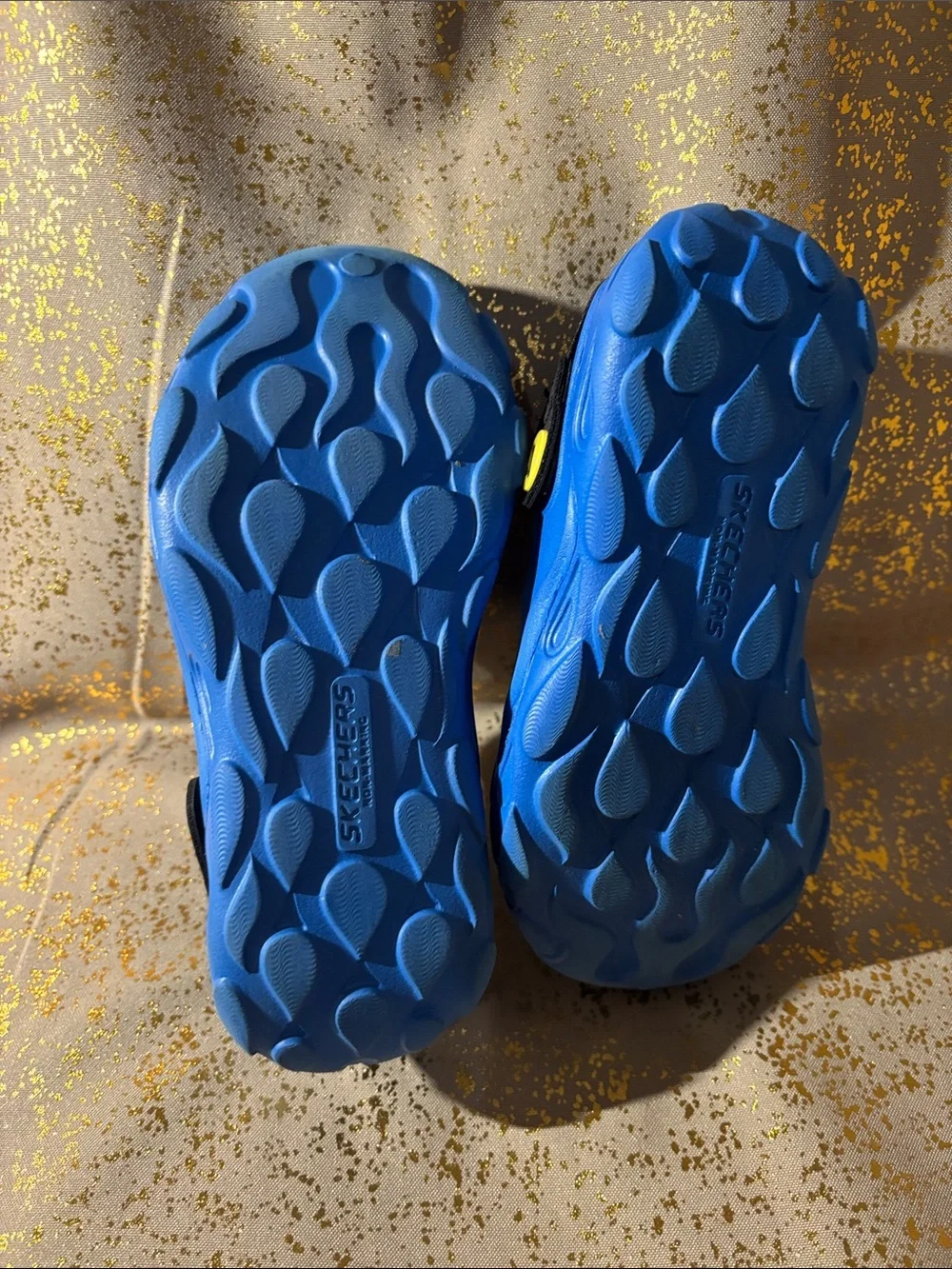 Skechers blue play