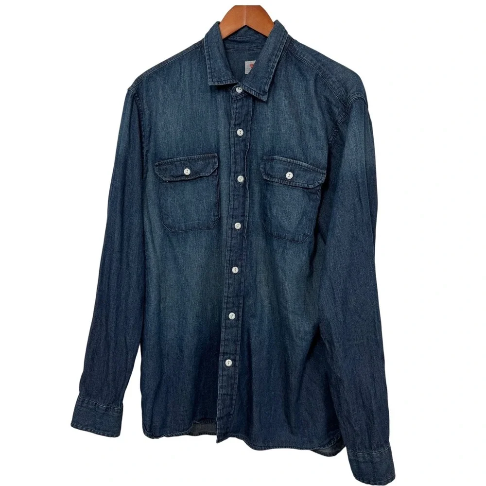 Levis Mens XL Denim Button Down Shirt Dark Wash Long Sleeve Dual Pocket Cotton