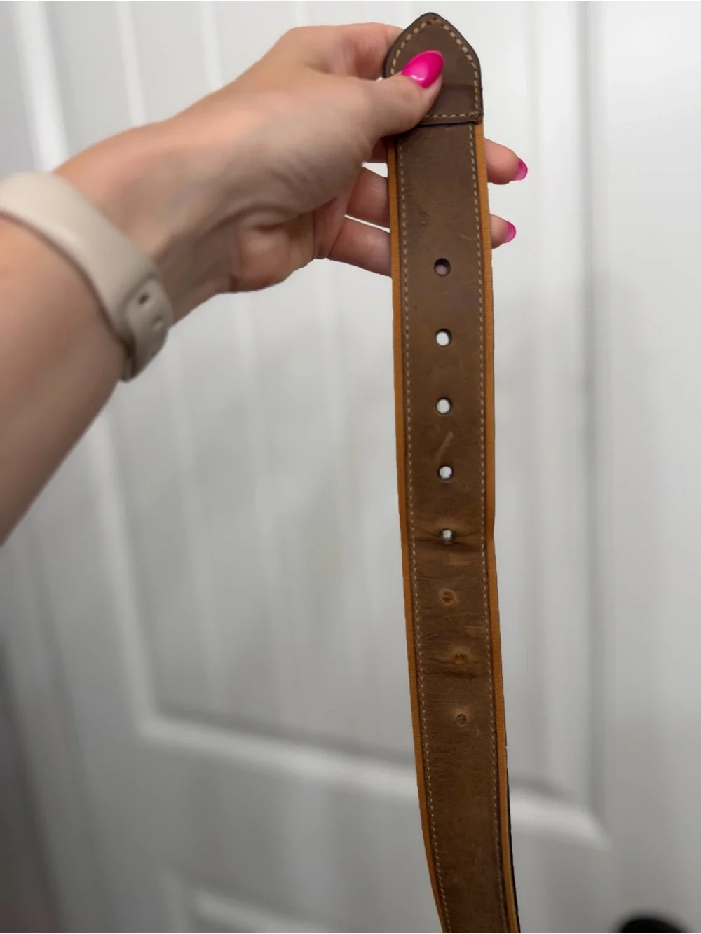 Size 42 Cabelas Roughneck Brown Leather Belt with Brass Buckle