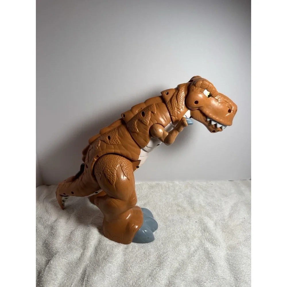 T-Rex Fisher‎ Price Mattel 2011 Roaring Moving 20