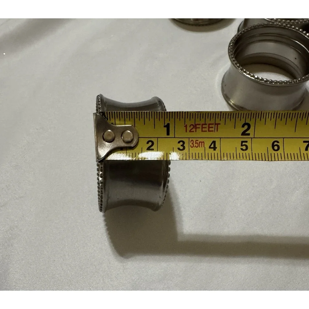 The Unbranded Brand one ring