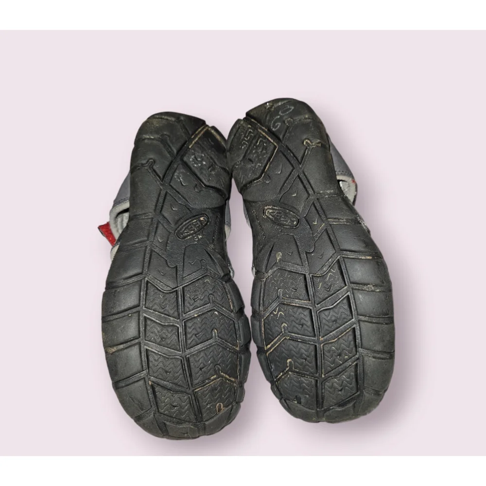Keen versatile seacamp