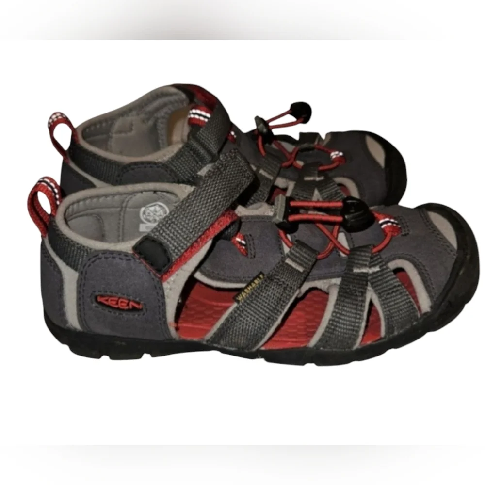 Keen versatile seacamp