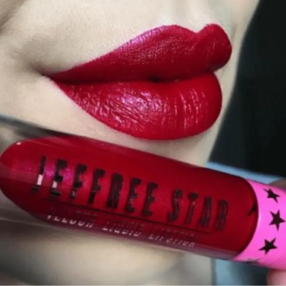 Jeffree Star metall look matte