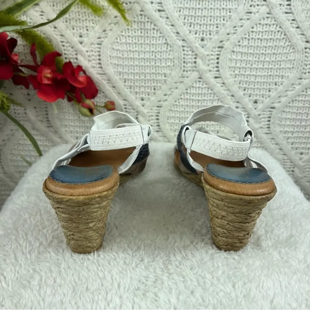 Azura women sandals