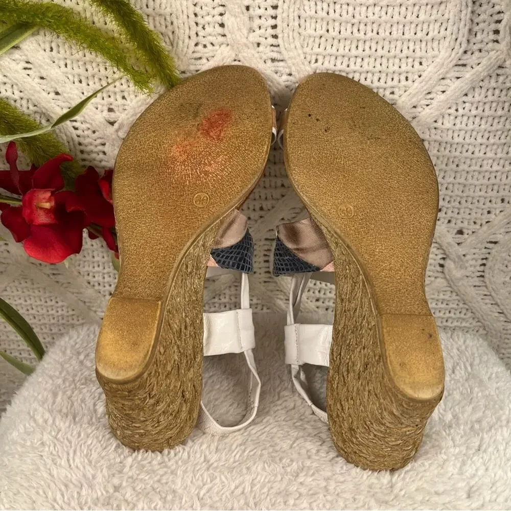 Azura women sandals
