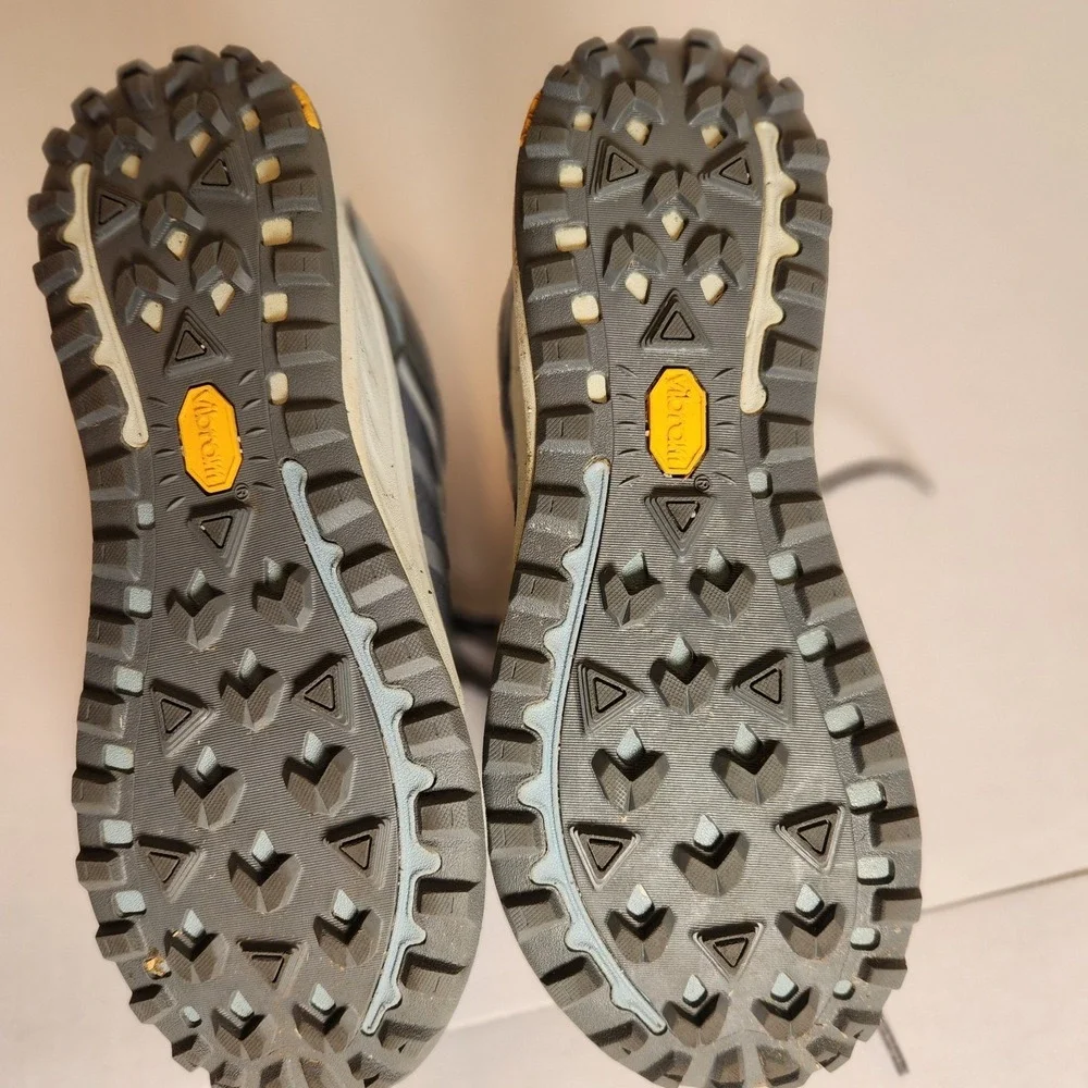 Merrell Antora 3 Hiking Trail Shoes Women's Size 9.5 Like New J067600