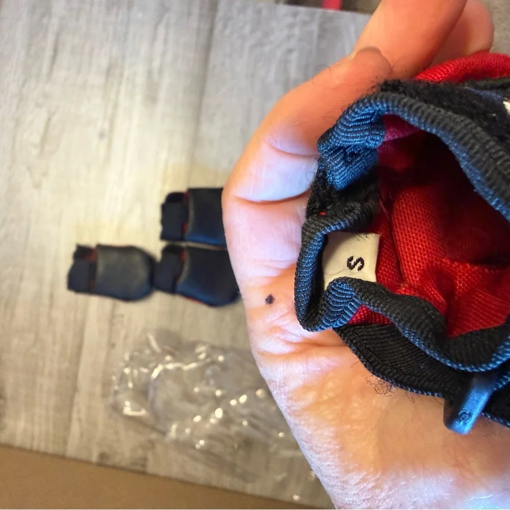 RuffWear authentic “standard”