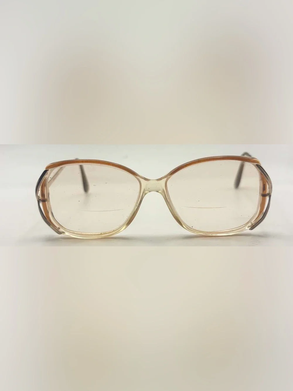 Sophia Loren listing pair