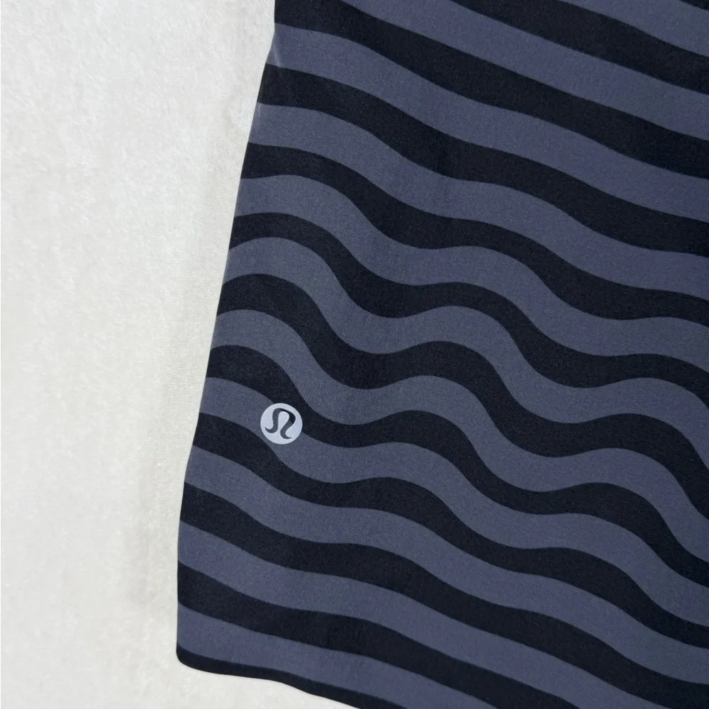 lululemon athletica stylish wave