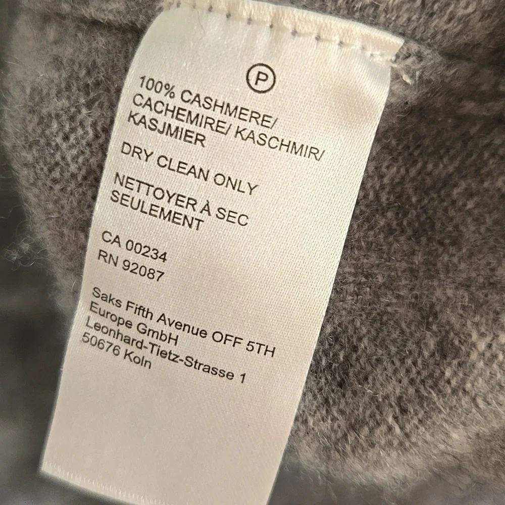 Saks Fifth Avenue luxurious 100%