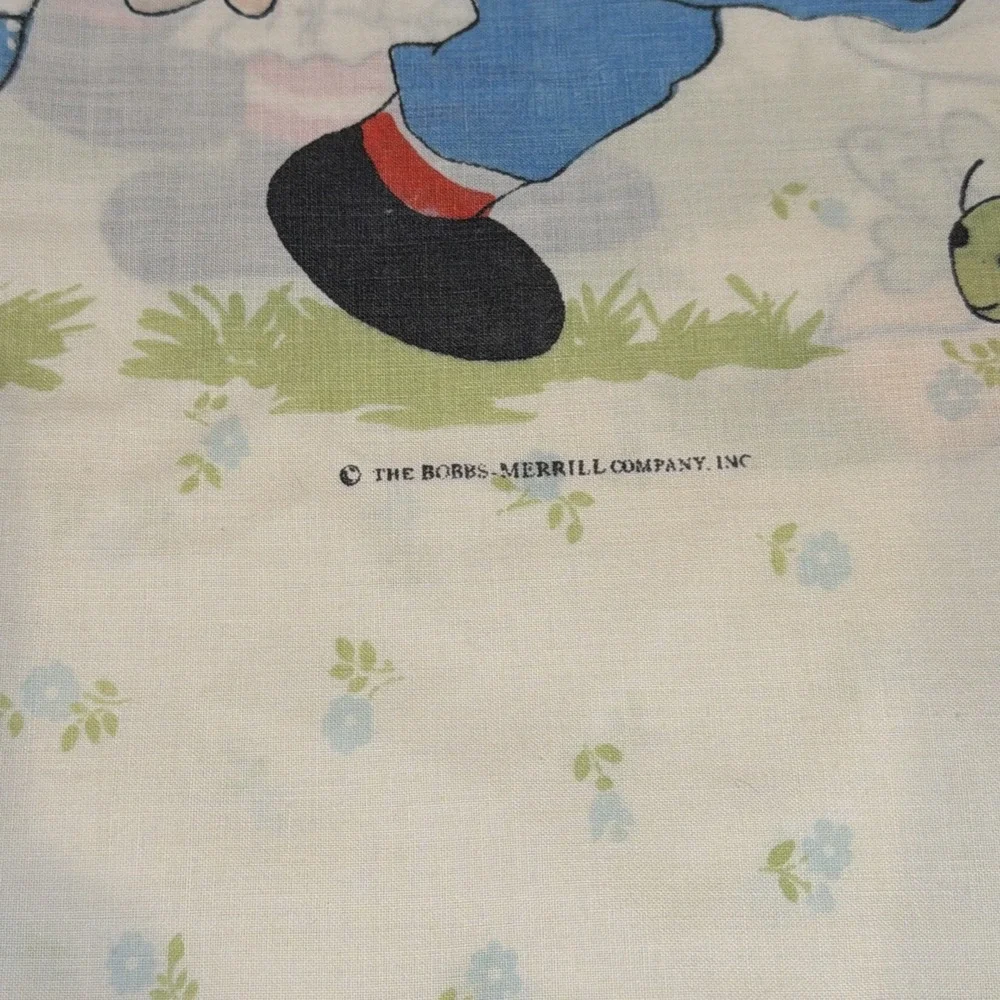 Vintage Raggedy Ann Andy Pillowcase Bobbs Merrill Co. Cotton Blue Floral Nursery