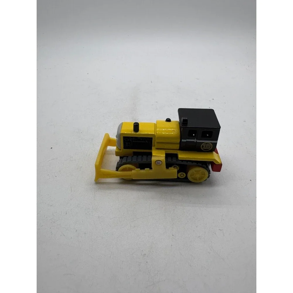 Thomas & Friends Take-Along BYRON The Bulldozer Diecast Magnetic Toy Train #18