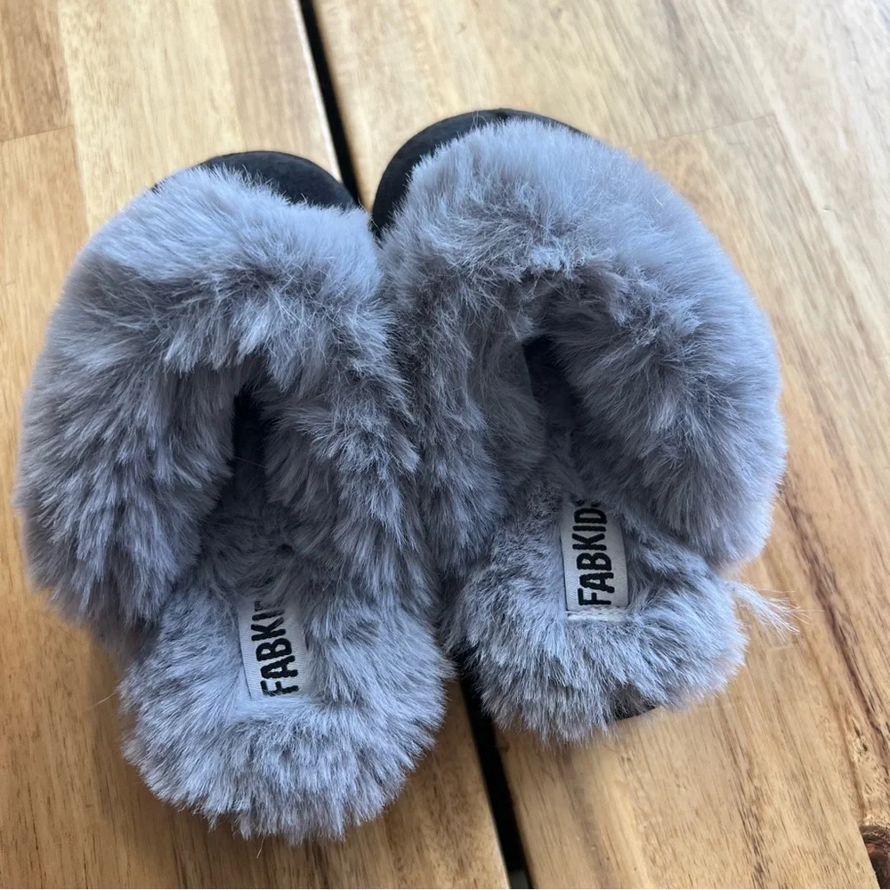 Fabkids Black Faux Fur Slippers Toddler Girls Size 10
