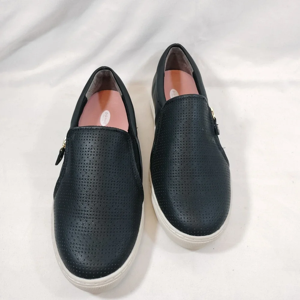 Dr. Scholls zip construction