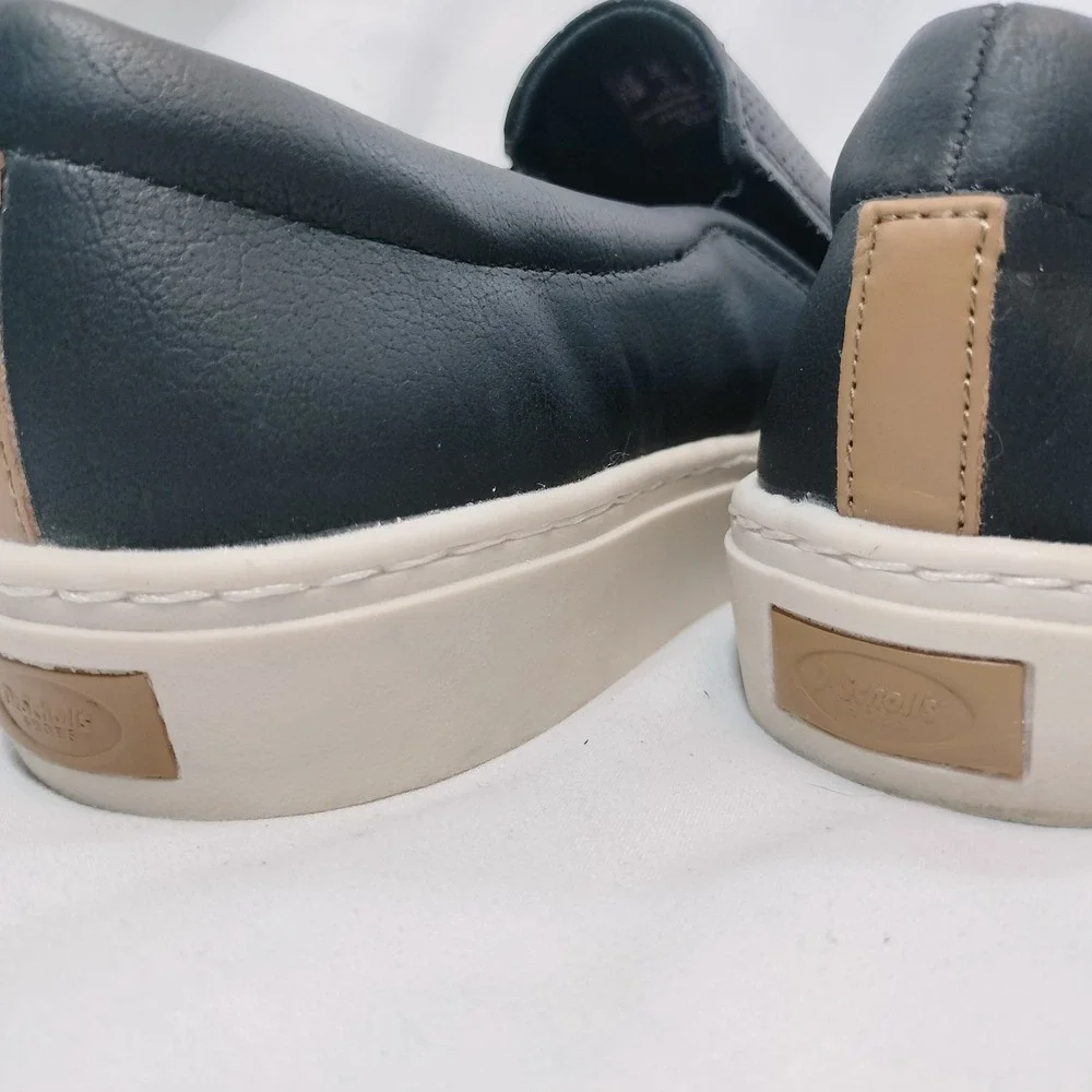 Dr. Scholls side faux