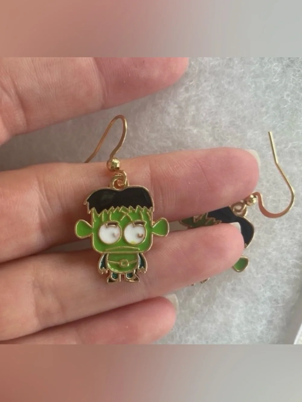 N/A cute green