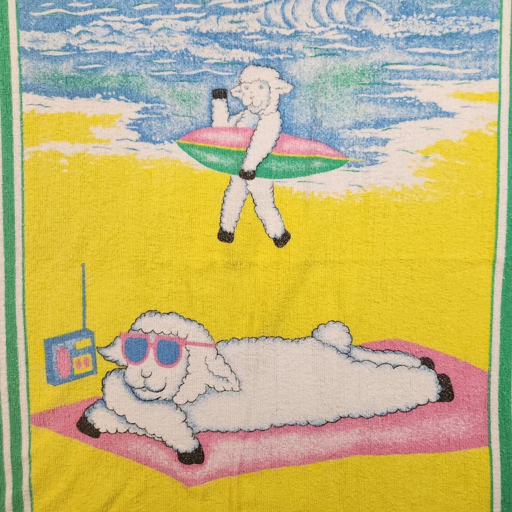 Unbranded vintage beach