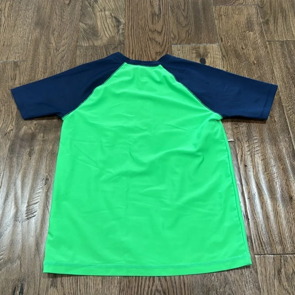 GAP rash guard