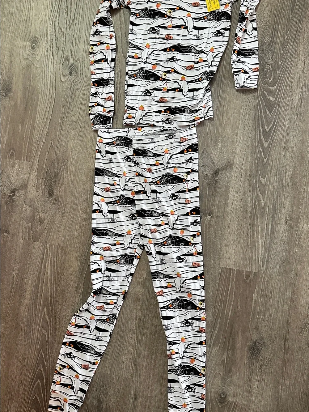 The Children’s Place Halloween Pajamas Glow-in-the-dark Size 14 EUC
