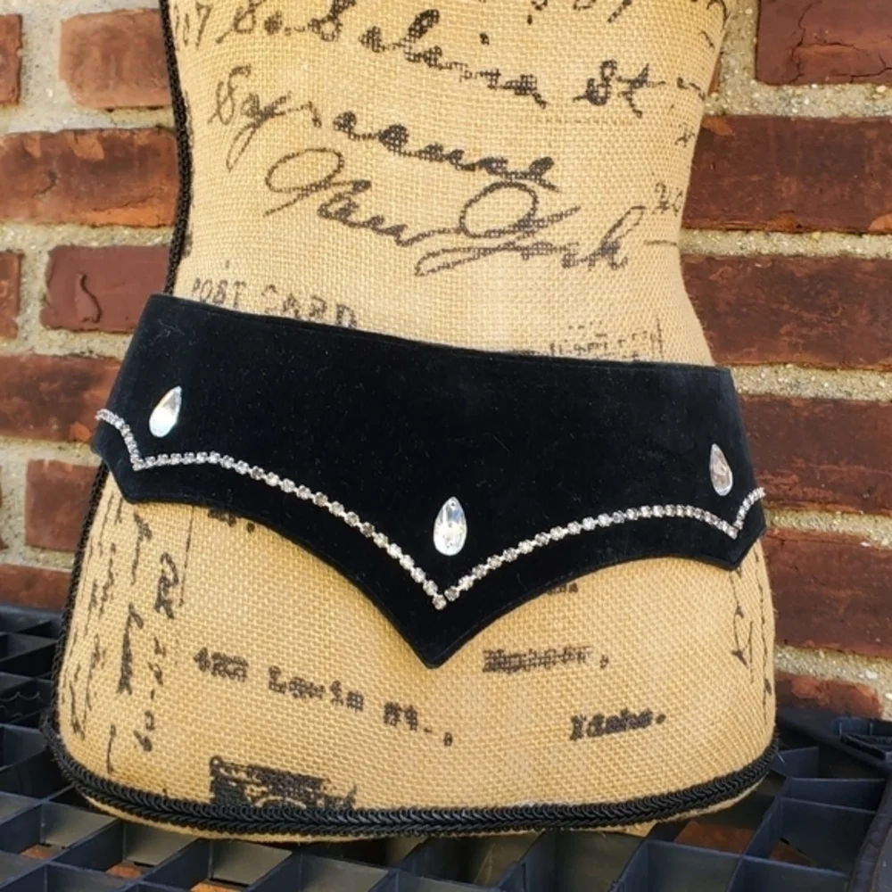Vintage BlackVelvet Wide 80s bling belt‎ L