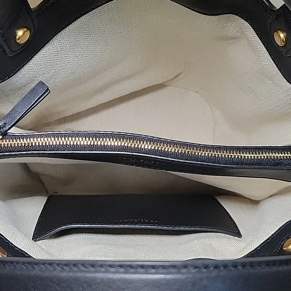 N/A elegant black