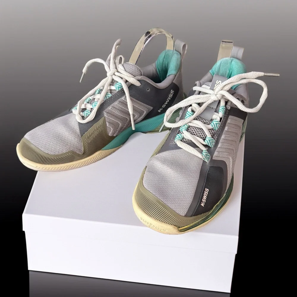 KSwiss worn by