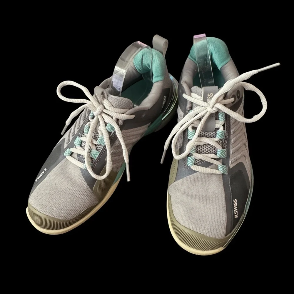 KSwiss worn by