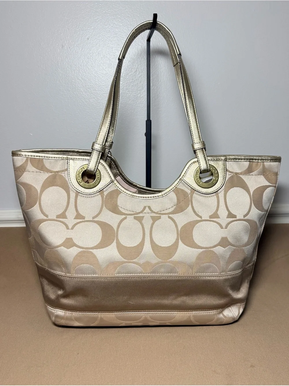 Coach signature jacquard