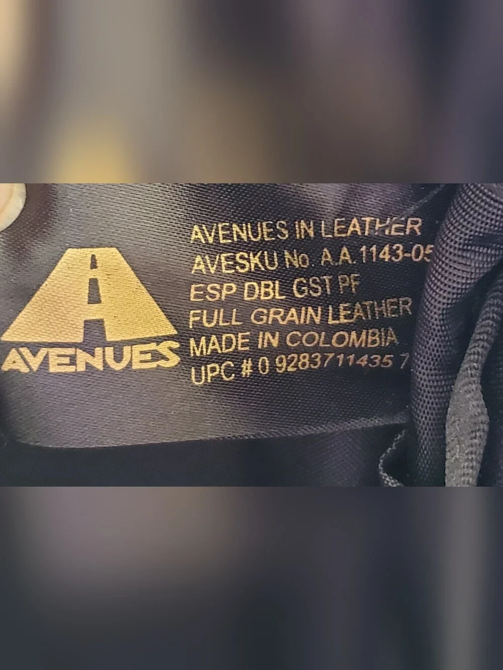 Avenues material rich