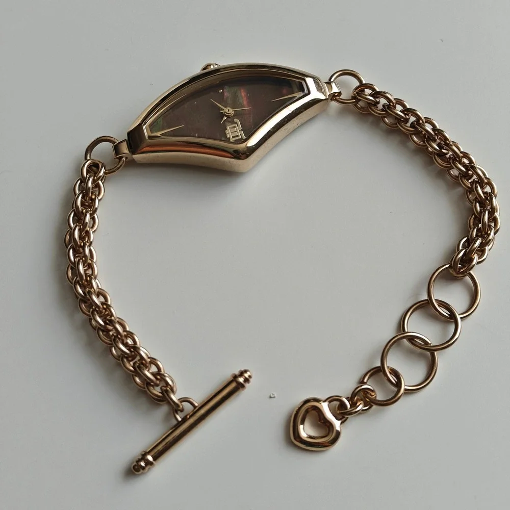 Jennifer Lopez this watch