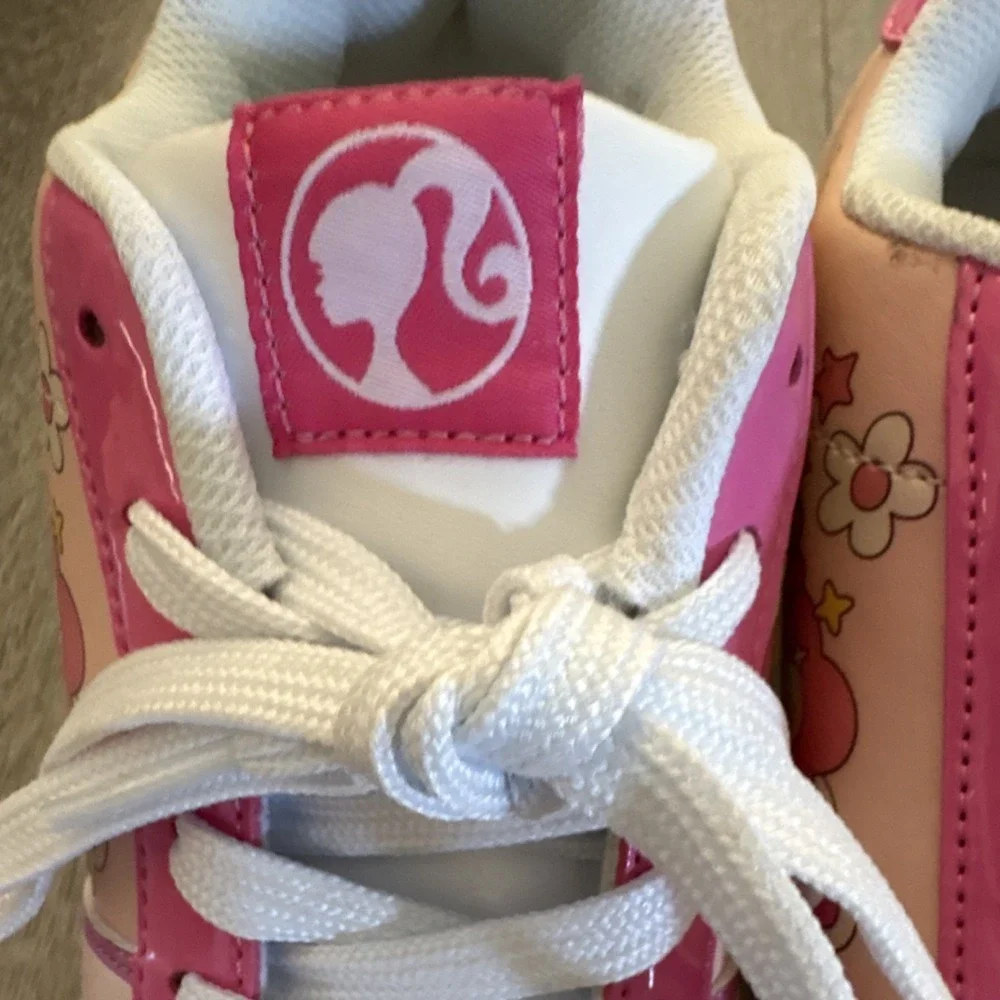 Barbie women pink