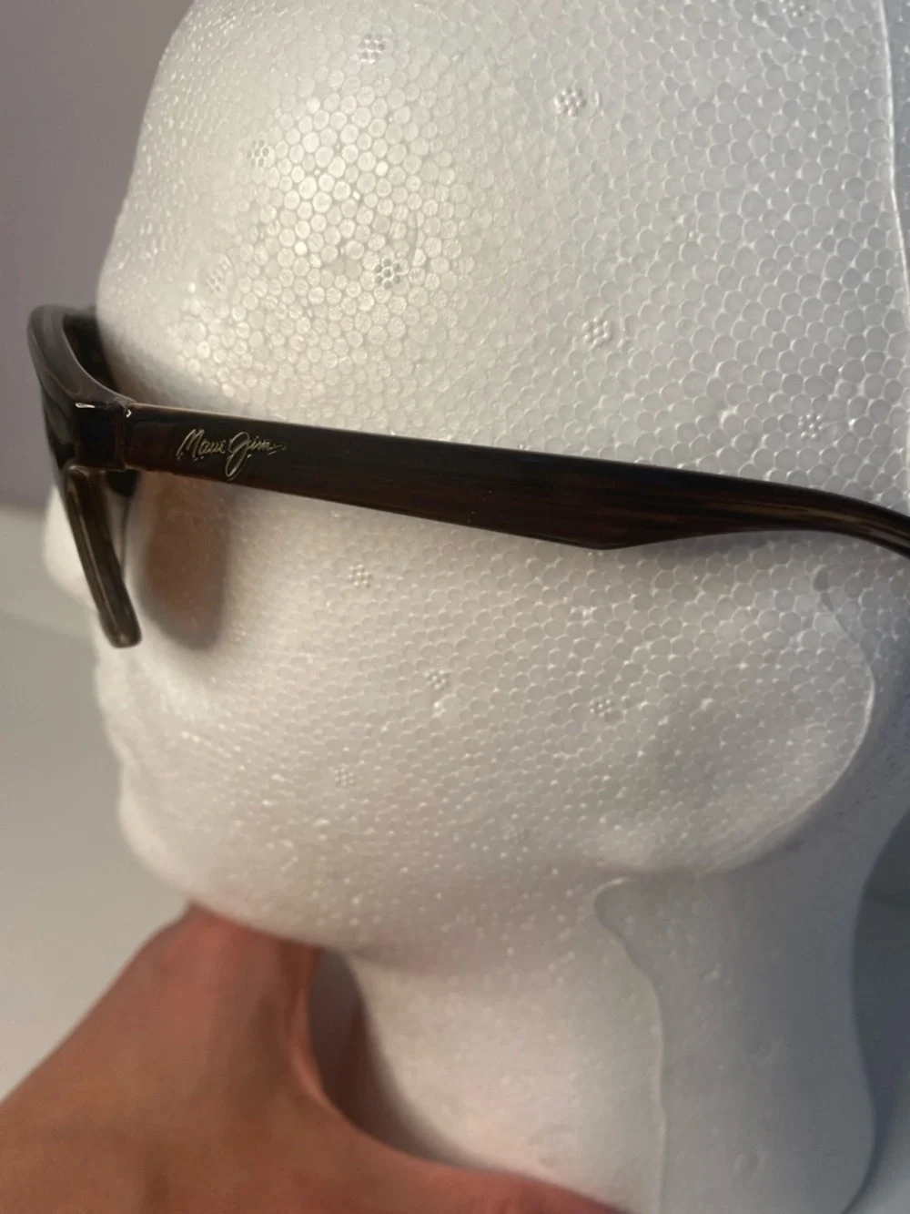 Maui Jim whether onshore