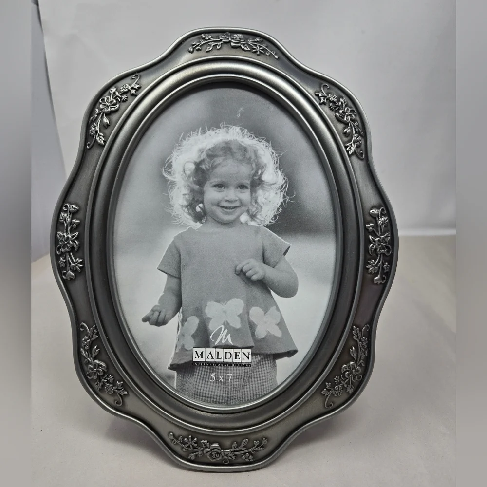Malden photo frame