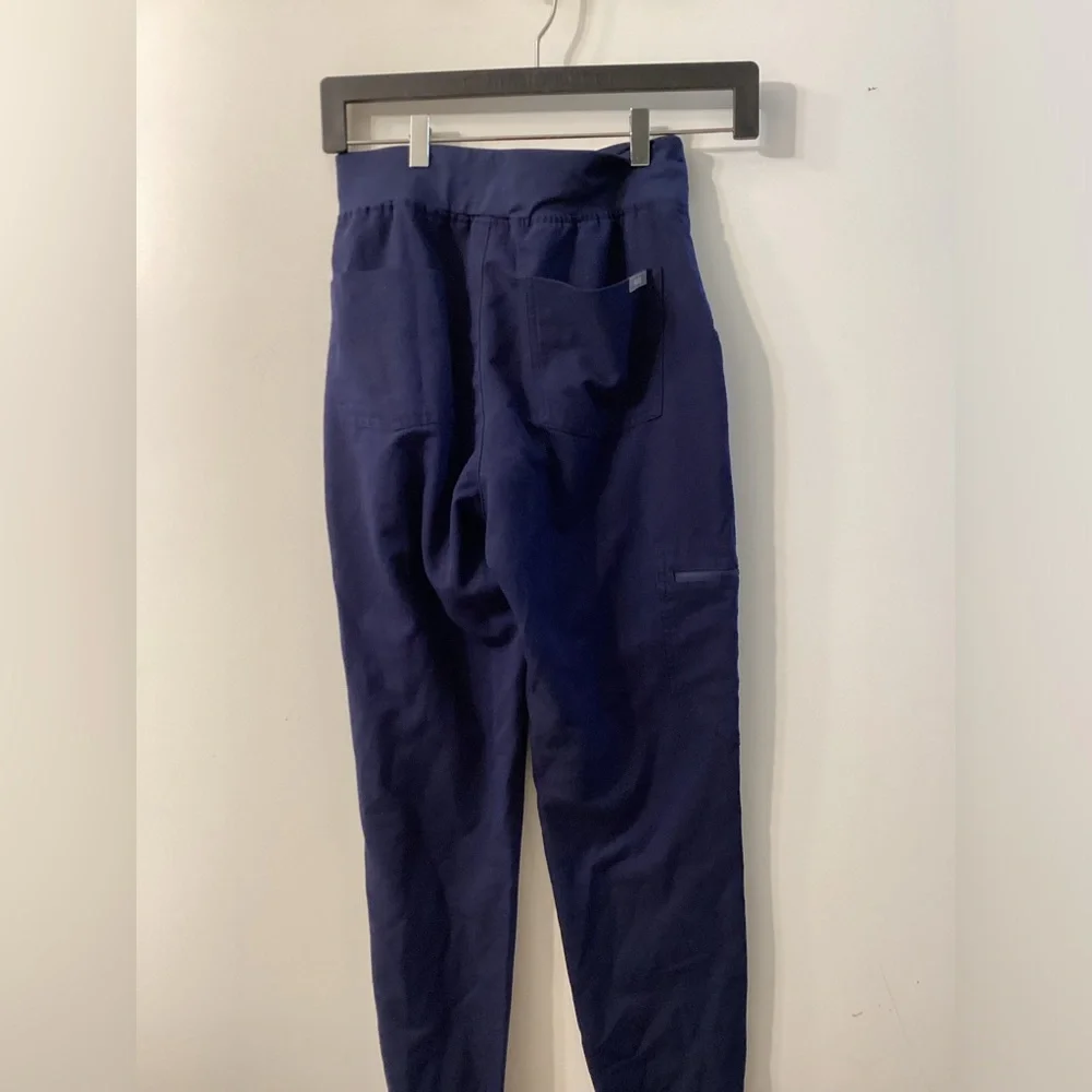 Figs stylish navy