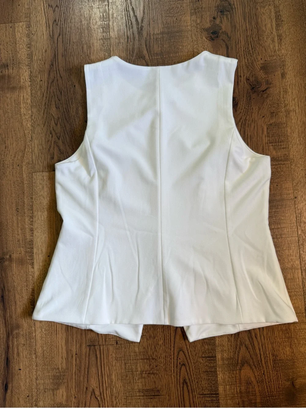 MOA MOA White Woven V-Neck Sleeveless Button Front Vest Women Regular XL