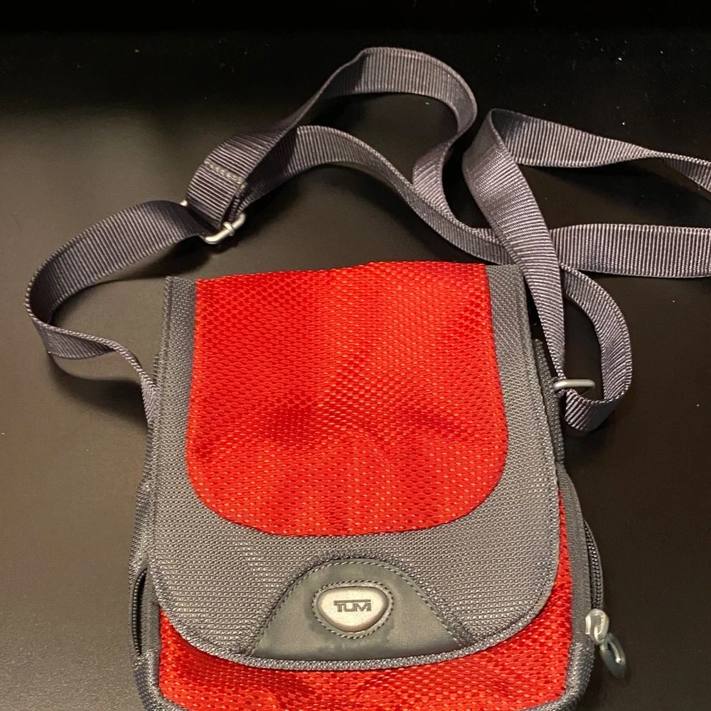 Tumi compact versatile