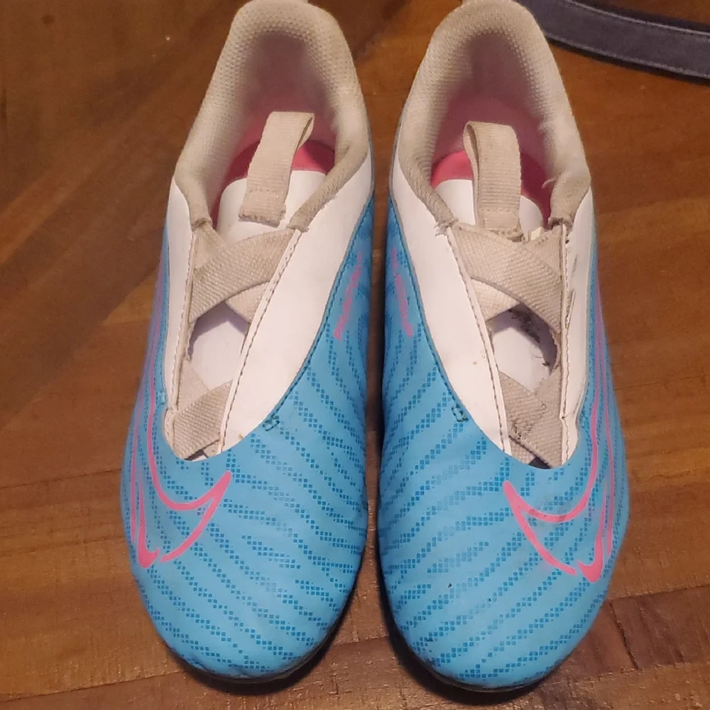 Nike Phantom Gx Elite Kids Blue and Pink Soccer Cleat