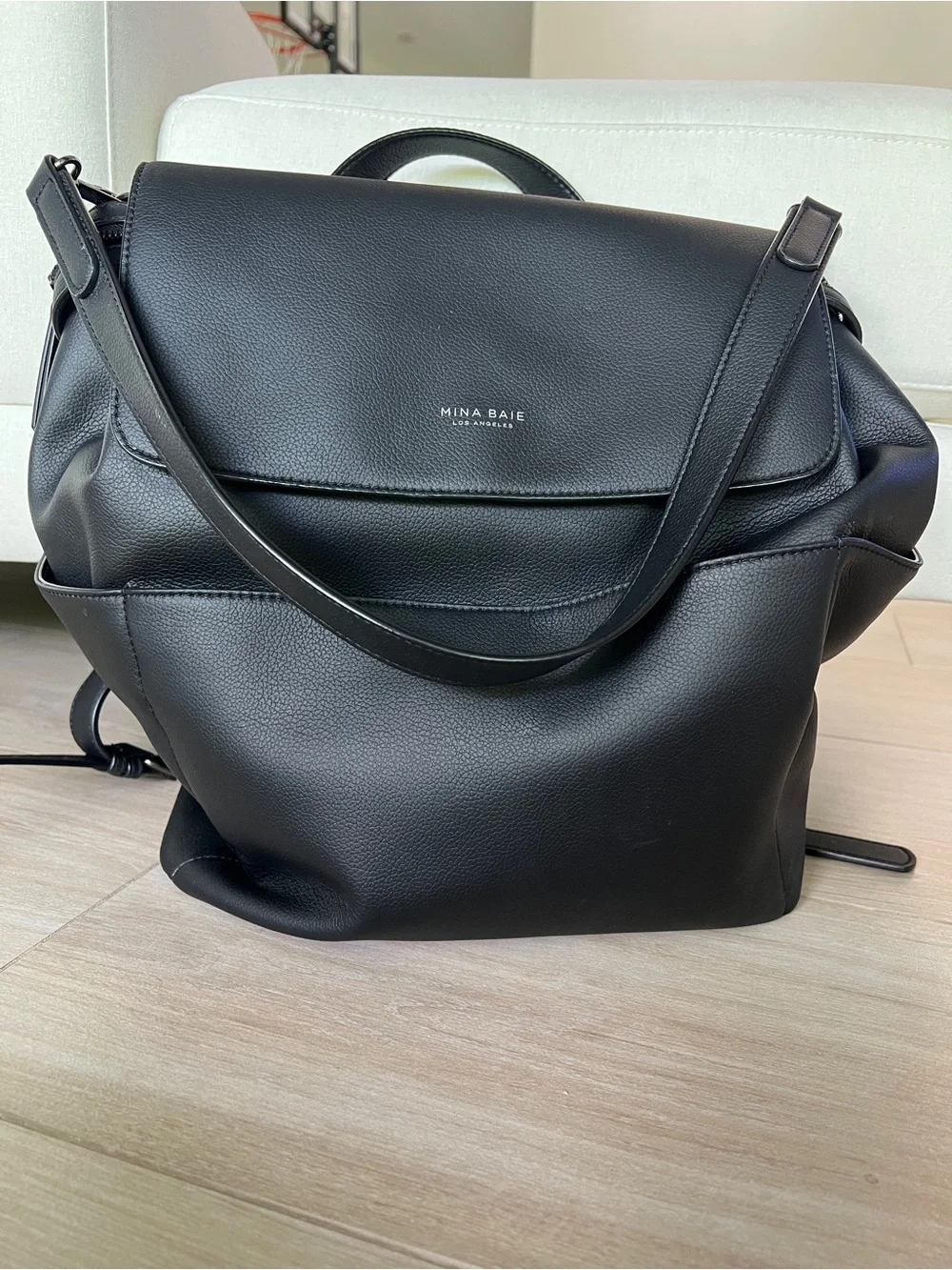 Mina Baie sleek black