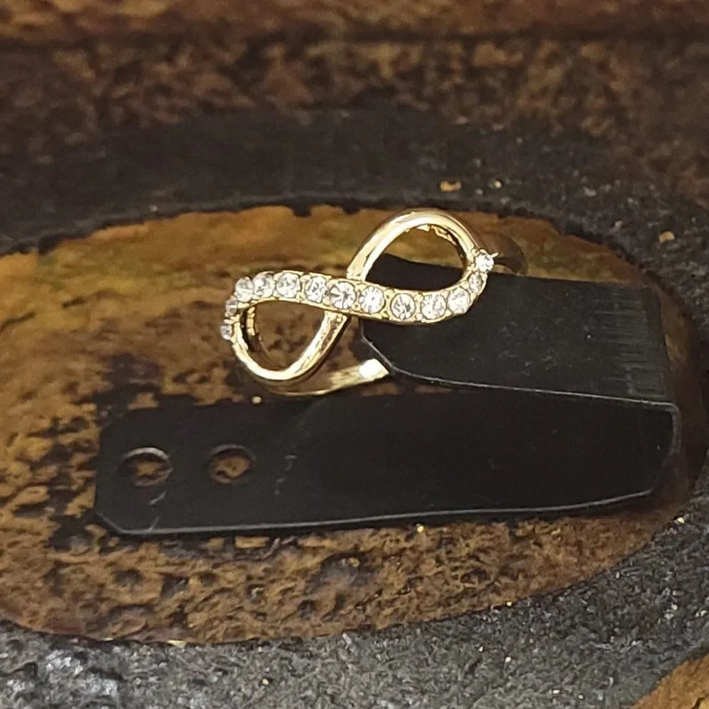Carricks Designs women dainty