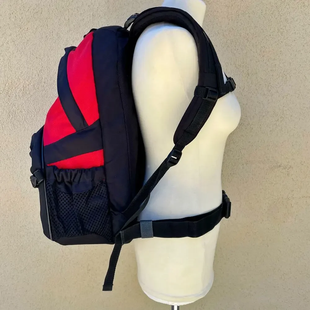 Tamrac red black