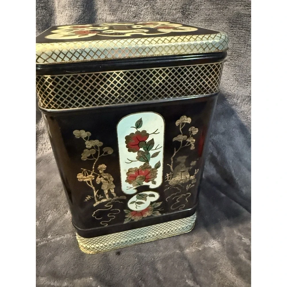 N/A 1970s chinoiserie