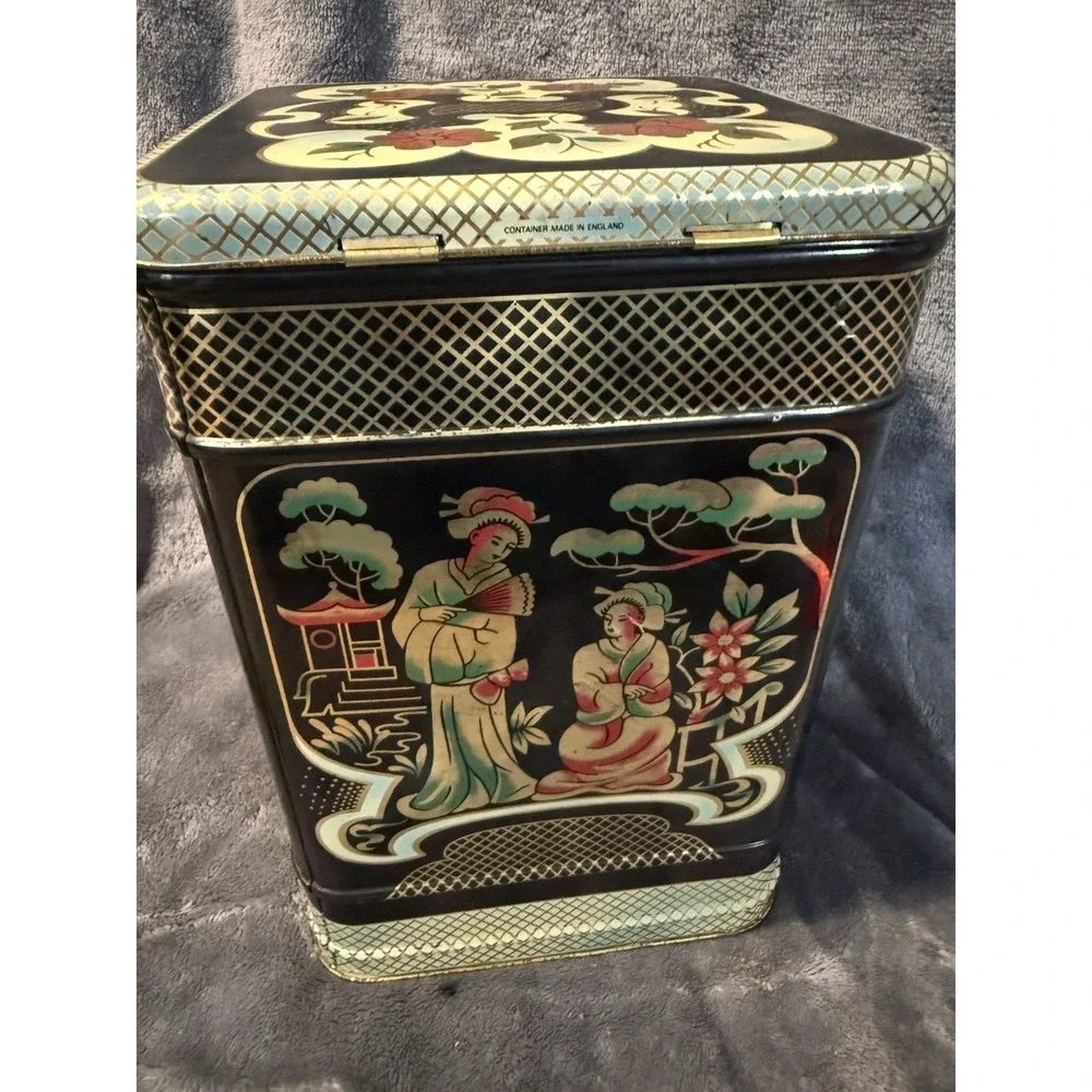 N/A 1970s chinoiserie