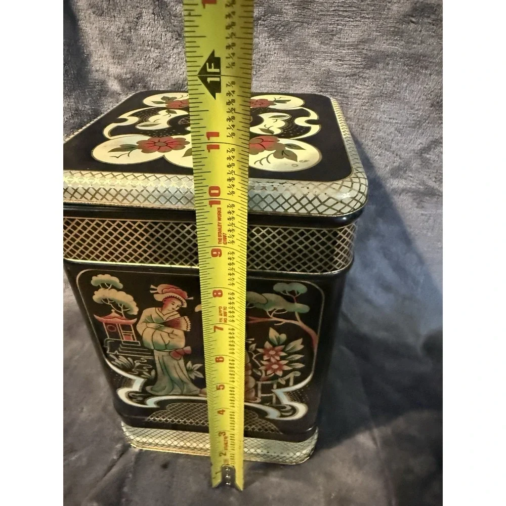 N/A 1970s chinoiserie