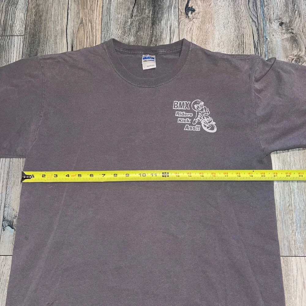 Gildan some wear